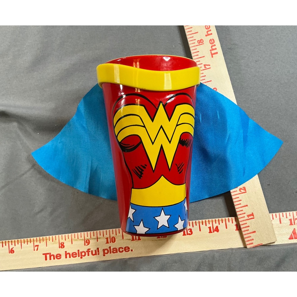 Wonder Woman Ceramic Pint Glass Mug with Removable Blue Cape ICUP DC Comics Red